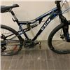 Image 2 : BLACK CCM BIKE