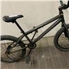 Image 2 : BLACK BMX BIKE