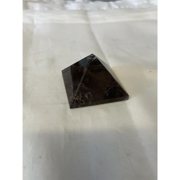 81G CITRINE PYRAMID