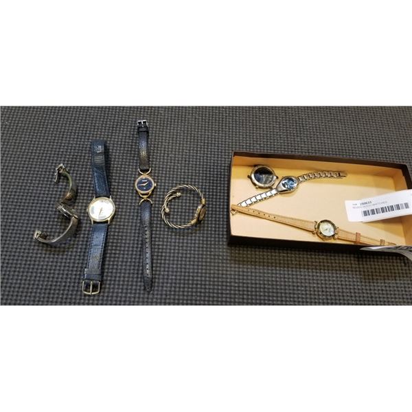 SEVEN GUCCI WATCHES