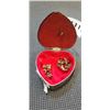 Image 1 : MUSIC HEART JEWELRY BOX WITH VINTAGE BROACH AND EARRING SET