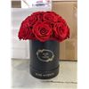 Image 2 : GIFT ROSE SET AND RUBBERIZED BRONZE FINISH LIGHT