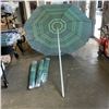 Image 1 : 4 NEW PATIO UMBRELLAS