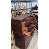 Image 2 : 9 DRAWER DRESSER