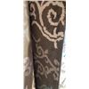 Image 2 : LARGE AREA RUG