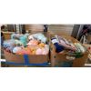 Image 1 : 2 LARGE BOXES OF ASSORTED KNITTING AND SEWING ITEMS