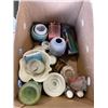 Image 2 : BOX OF CANDLES AND LANTERN HOUSE