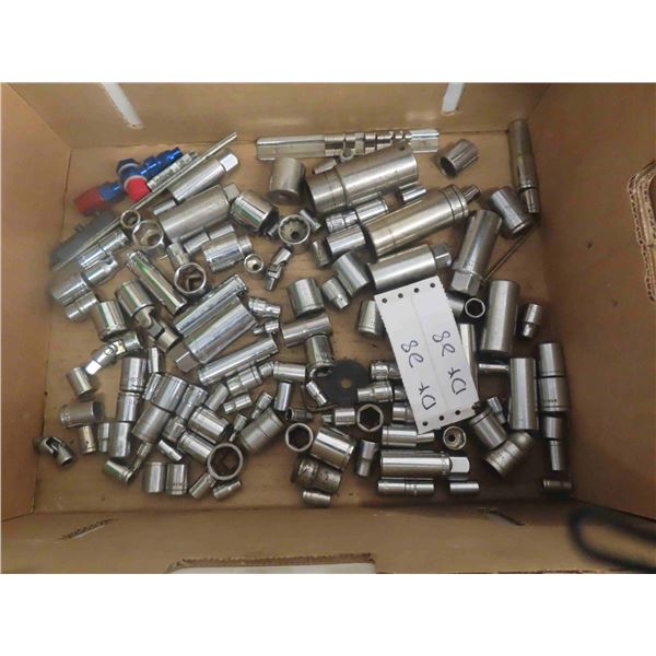 Sockets 1/2'', 3/8'', 1/4'' , 4 Organizers 