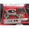 Image 2 : Mac Flaring Tool Kit, Snap On 3/8'' Impact Drive & More 