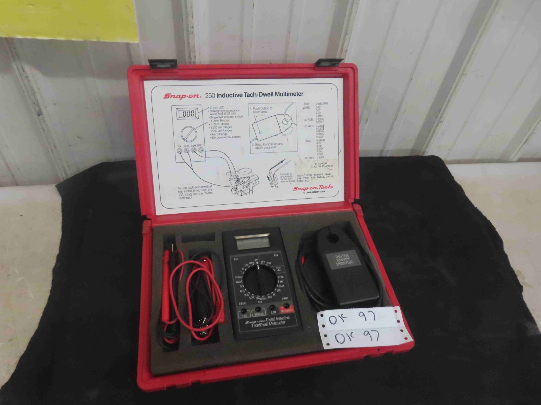 Snap On Digital Inductive Tach/Dwell Multimeter