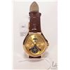 Image 1 : Men's mechanical wrist watch with leather strap, working at time of cataloguing