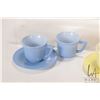 Image 2 : Large selection of vintage child's glass dishware including nine tea cups, seven saucers, seven side