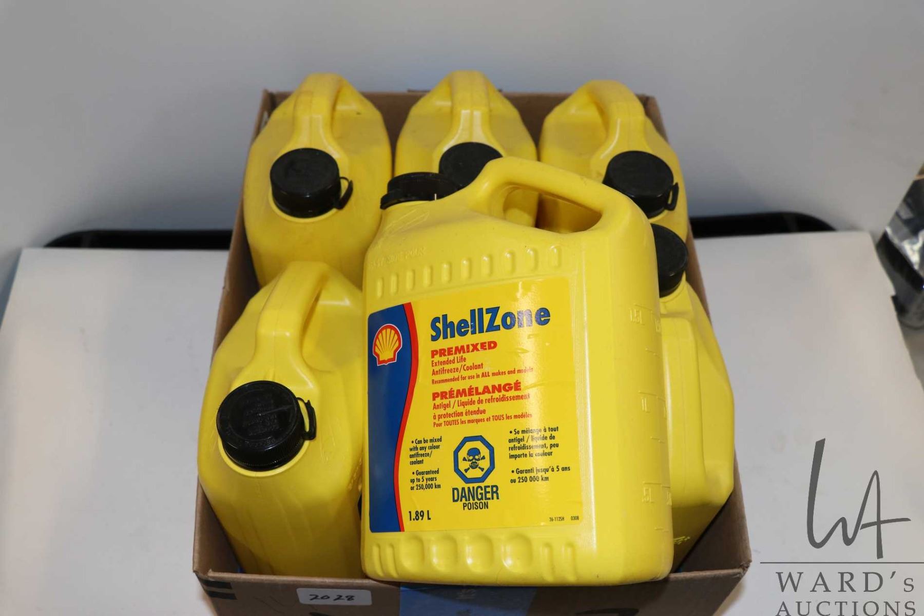 Case of Shell pre-mixed extended life anti-freeze in six 1.89 ltr ...