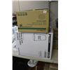Image 1 : Box containing 1000 20 oz Van Houtte life in green paper cups and a box containing 1000 lids. Plus a