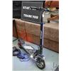 Image 8 : APOLLO Explore electric scooter. Small amount of use, odometer reads 81km, 3 gears and a top speed o
