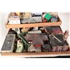Image 2 : Large selection of HO scale buildings
