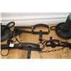 Image 2 : NAMAO LOCATION Three small animal traps and two metal candleholders  -Note: this is a moving auction