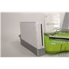 Image 2 : Nintendo Wii with a Wii fit balance board, missing Wii remotes