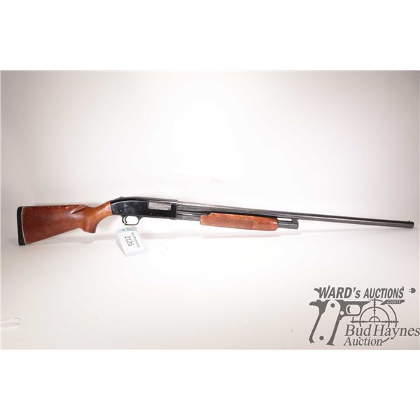 Non-Restricted shotgun Lakefield Mossberg model 400 G, 12 ga. 2 3/4" & 3" pump action, w/ bbl length