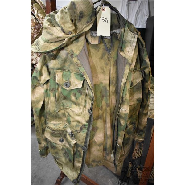 Propper 2X large jacket and pants combo w/ Propper 2X large jacket and pants combo w/ pullover t-shi