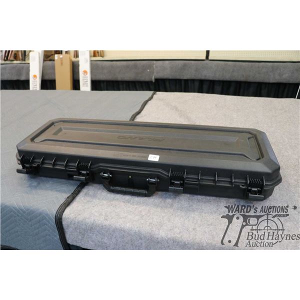 Plano adjustable foam lined 42  case Plano adjustable foam lined 42  case
