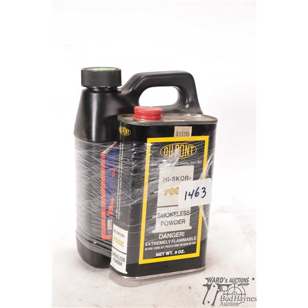 Two 1lb containers of powder incluidng one full Two 1lb containers of powder incluidng one full Winc