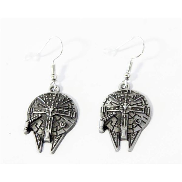 NEW STAR WARS MILLENNIUM FALCON EARINGS METAL