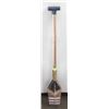 Image 1 : ORNAMENTAL WEATHERED OUTDOOR BOAT PADDLE