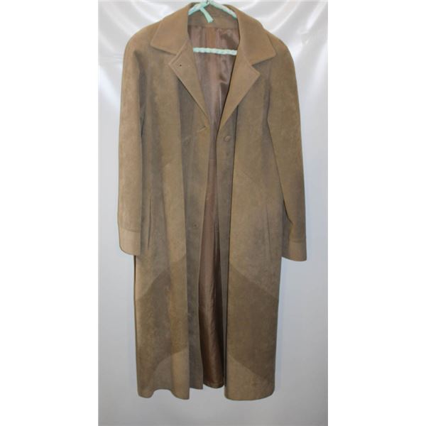 VINTAGE CUSTOM TAILORED ULTRASUEDE