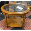 Image 1 : GLASS TOP WOOD END TABLE 28 X 21.5 X 21.5"