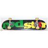 Image 1 : RED STAR SKATEBOARD