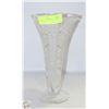 Image 1 : 10" SLIM CRYSTAL FLOWER VASE