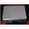 Image 1 : METAL PADDED CARRYING CASE