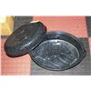 Image 1 : LARGE LIDDED ROASTING PAN