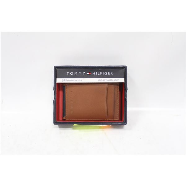 NEW SEALED TOMMY HILFIGER LEATHER WALLET AND