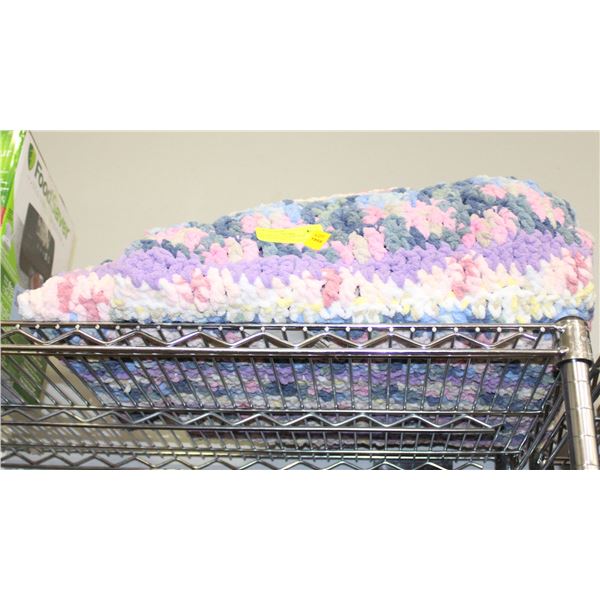 DOUBLE SIZE CHUNKY KNIT AFGHAN BLANKET