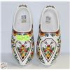 Image 1 : AUTHENTIC ADULT DUTCH WOODEN SHOES