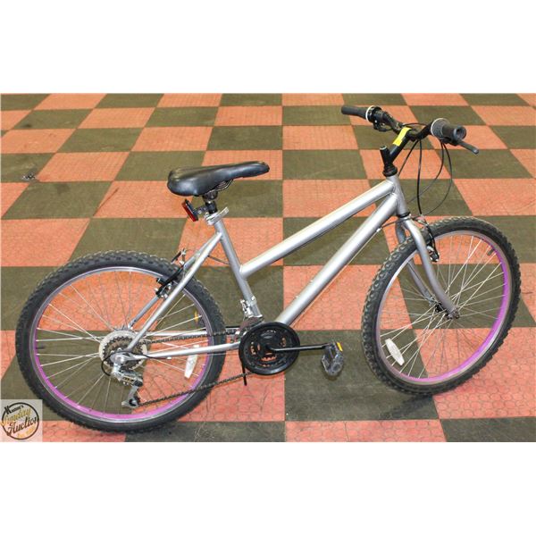 BIKE 24 INCH WHEELS SILVER COLOR 18 SPEED