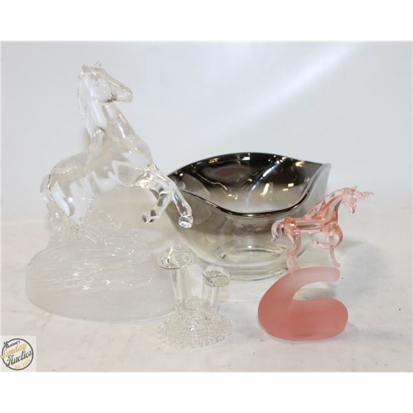 CRYSTAL HORSE + PINK ART GLASS