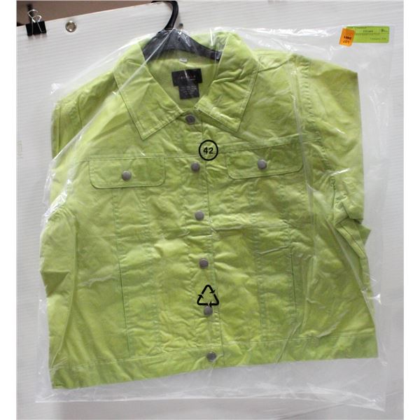 NEW GREEN RAIN COAT S/42