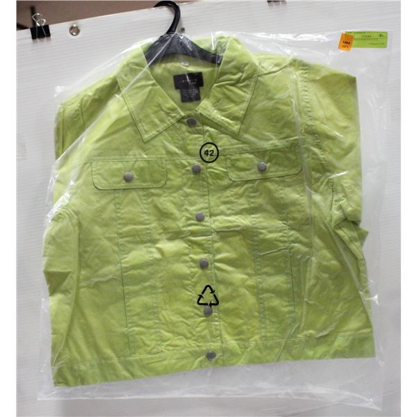 NEW GREEN RAIN COAT S/42
