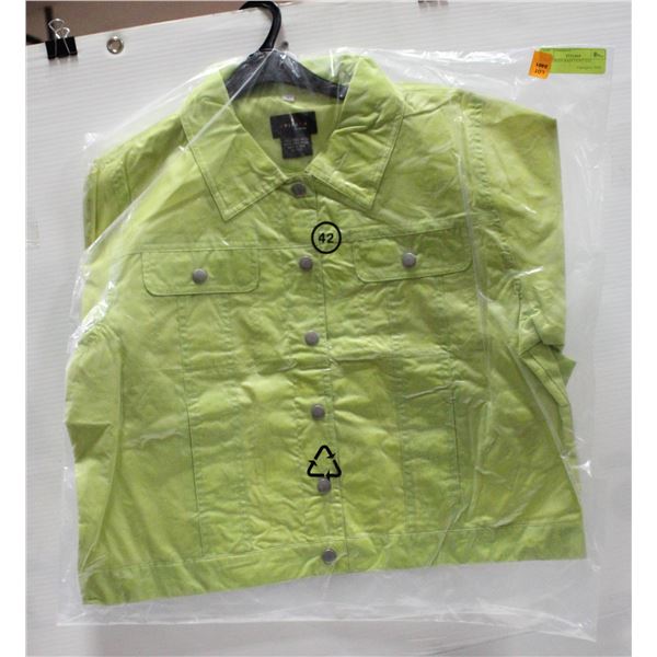 NEW GREEN RAIN COAT S/42