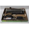 Image 1 : TILE CUTTER AND TROWELS