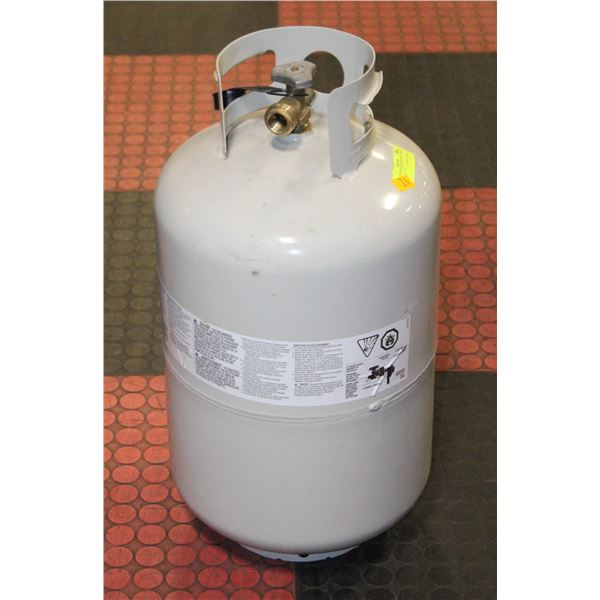 EMPTY 30 LB PROPANE TANK GOOD UNTIL FEBRUARY 2032