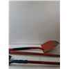 Image 5 : **(2) Shovels and Ice Chipper-Cannot Ship