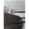 Image 4 : **(2) Shovels & Pitch Fork- Cannot Ship
