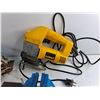 Image 4 : Skilsaw 7/14" Circular Saw, DeWalt JigSaw and 4" Bench Vise - As Is