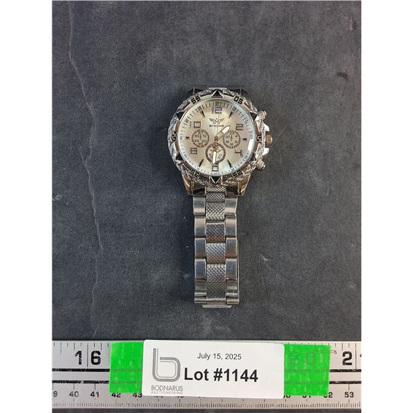 Znowe Quartz Mens Watch - Tested