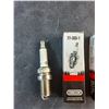 Image 2 : Oregon Spark Plugs - 77-303-1 and 77-305-1