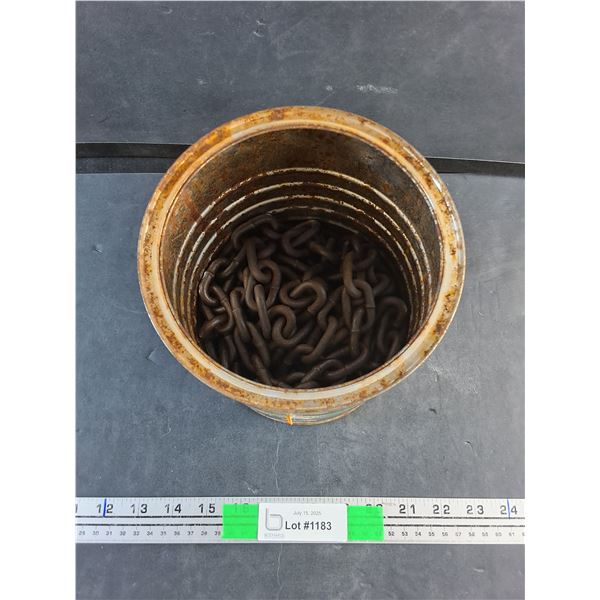 18ft Metal Chain and Tin